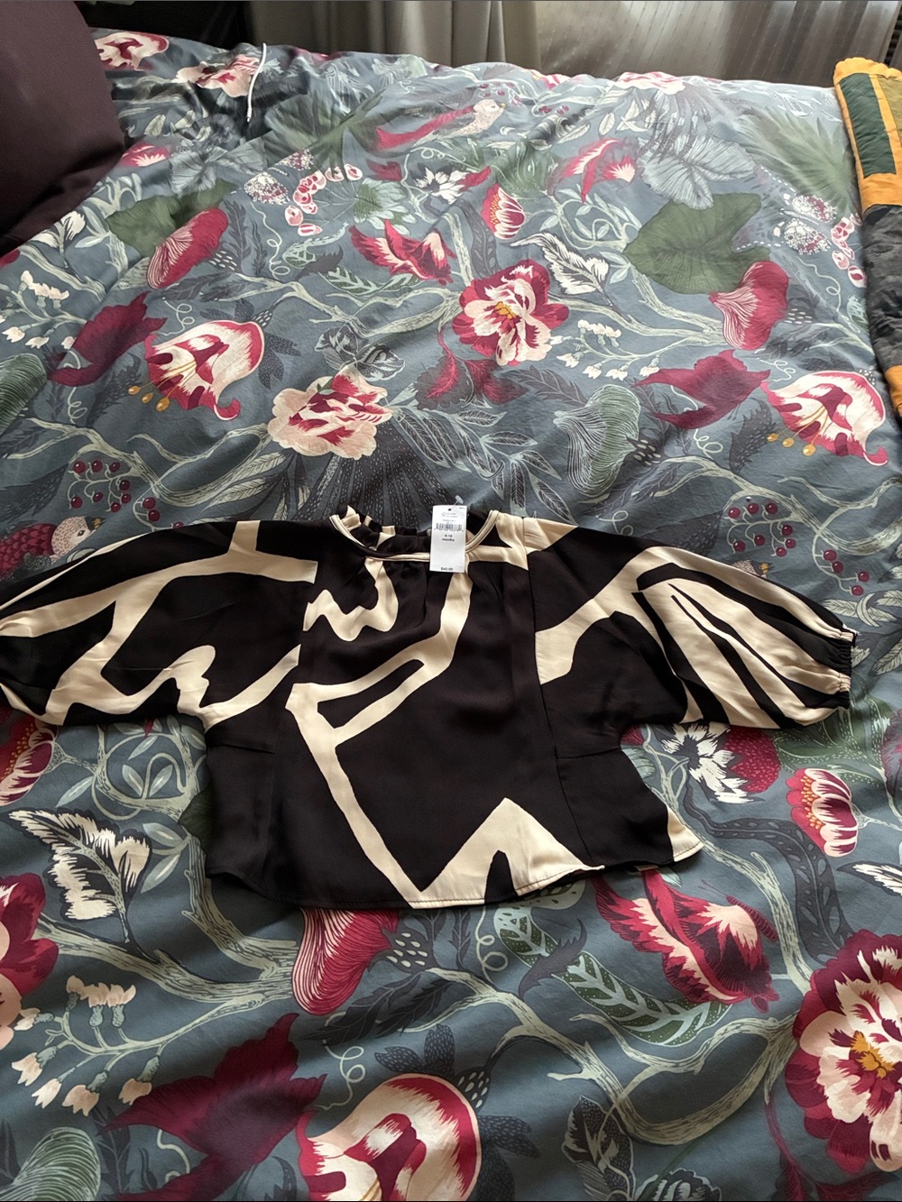NWT BR Baby Black & Cream Abstract Print Blouson Top